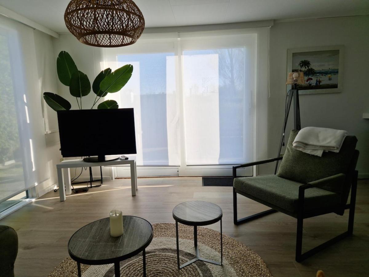 Chalet T18 Makkum Bagian luar foto