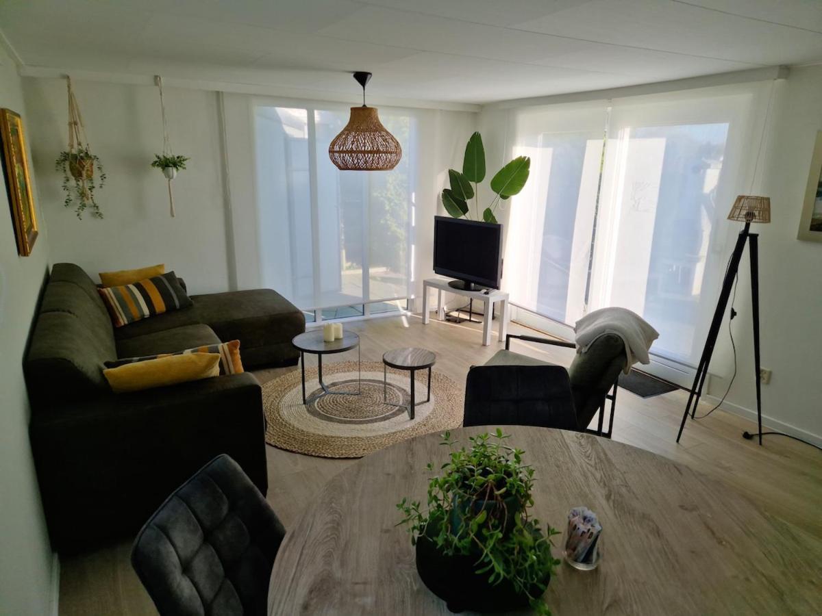 Chalet T18 Makkum Bagian luar foto